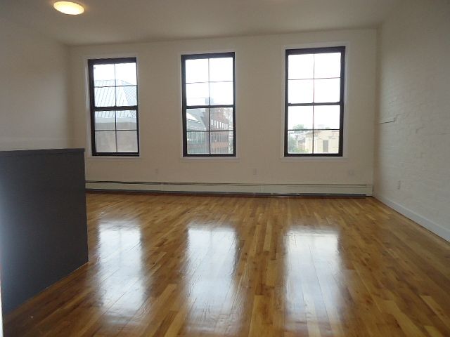 1st image of 1363 Fulton St Ste 1