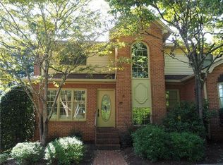 1021 1st St NE, Hickory, NC 28601