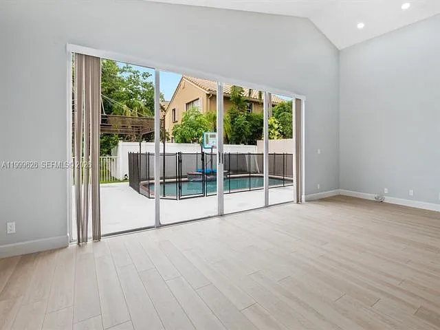 7685 NW 62nd Way — Photo 10