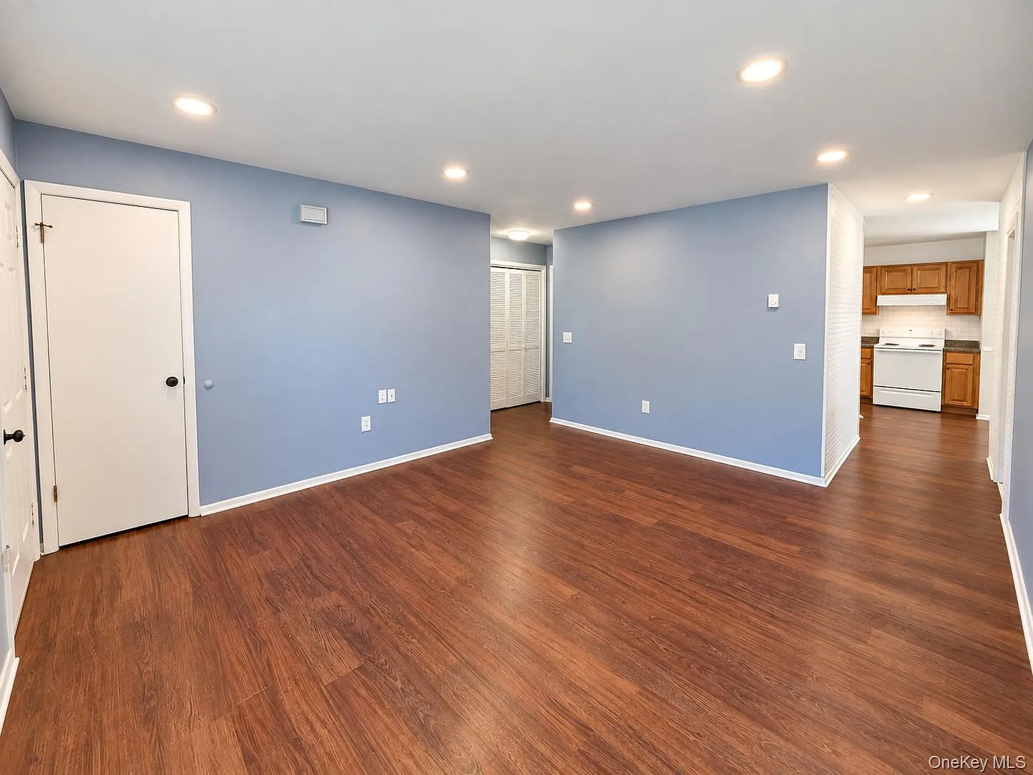 2 bed, 1.0 bath, 952 sqft, $2,250 — Photo 3