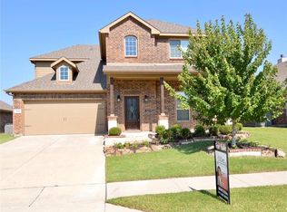 490 Commonwealth Ln, Fate, TX 75189