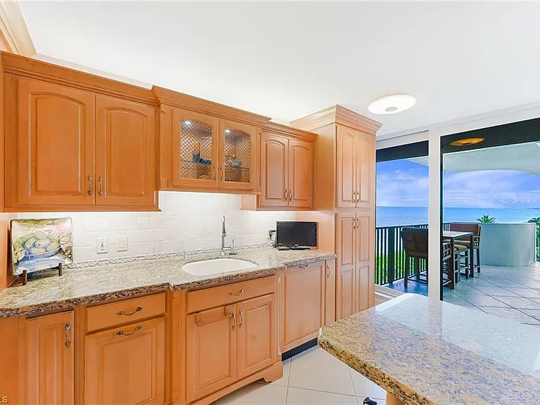 4005 Gulf Shore Blvd N #607 — Photo 7