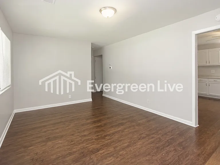 3970 N Edmondson Ave — Photo 3