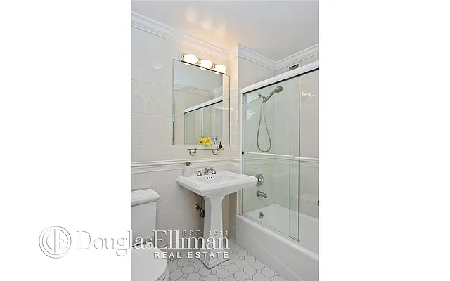 Sold by Douglas Elliman | media 14