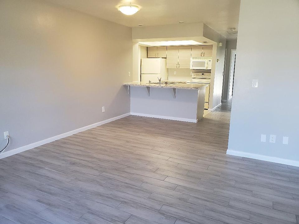 1st image of 3113 SW Santa Barbara Pl