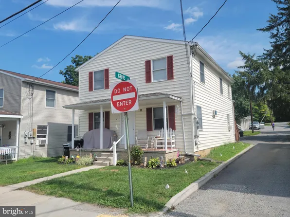 12 E Water St, Smithsburg, MD 21783
