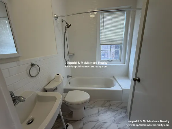 97 Mount Vernon St Unit 1, Boston, MA 02108