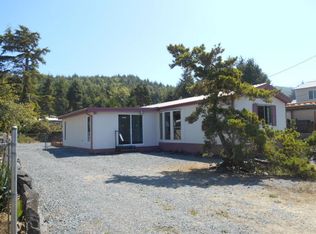966 S Harbor St, Rockaway Beach, OR 97136