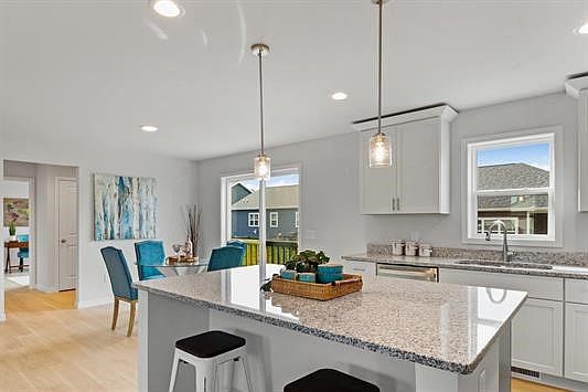 5th image of 2309 Valberg Dr