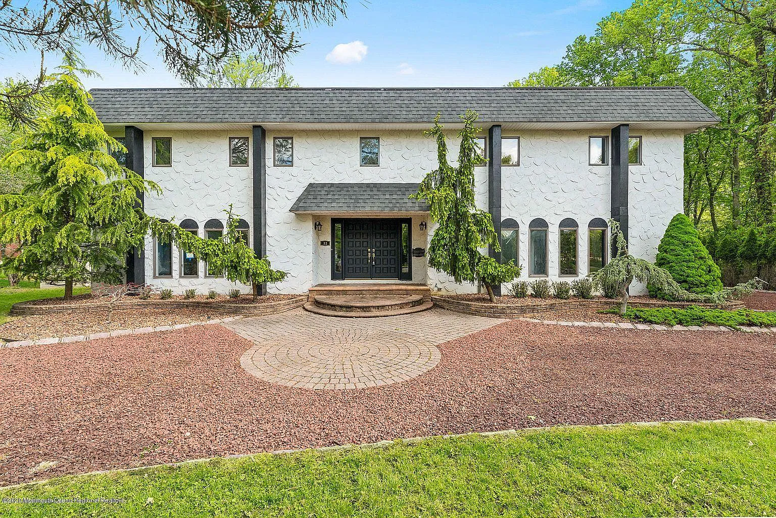 7 bed, 3630 sqft, $5,600 — Photo 2