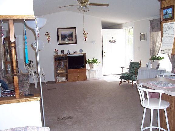 5th image of 1548 N Titus Ave