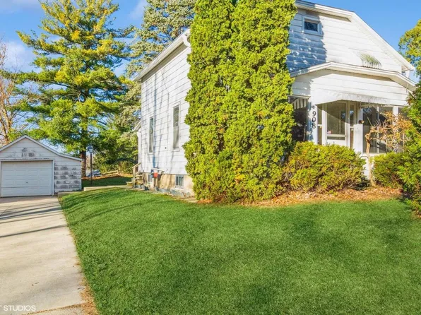 908 East Maple STREET, Horicon, WI 53032