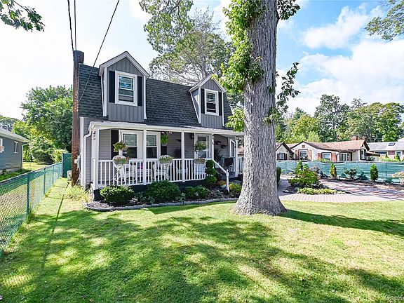 2nd image of 64 Audubon Street