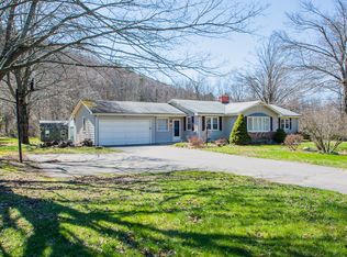 125 Hartford Rd, Simsbury, CT 06070