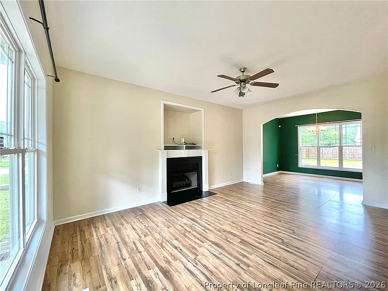 675 Omaha Dr — Photo 9