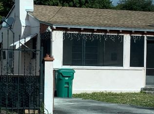 1177 NW 48th St, Miami, FL 33127