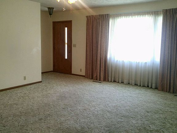 2nd image of 309 W E St #W
