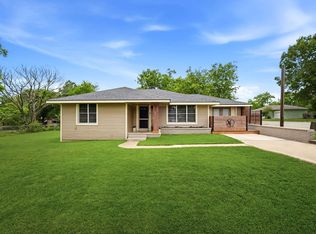 107 Sayles St, Brenham, TX 77833