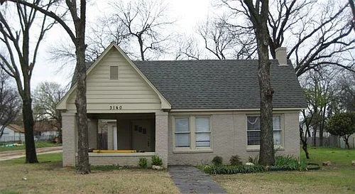 3140 View St Photo 1
