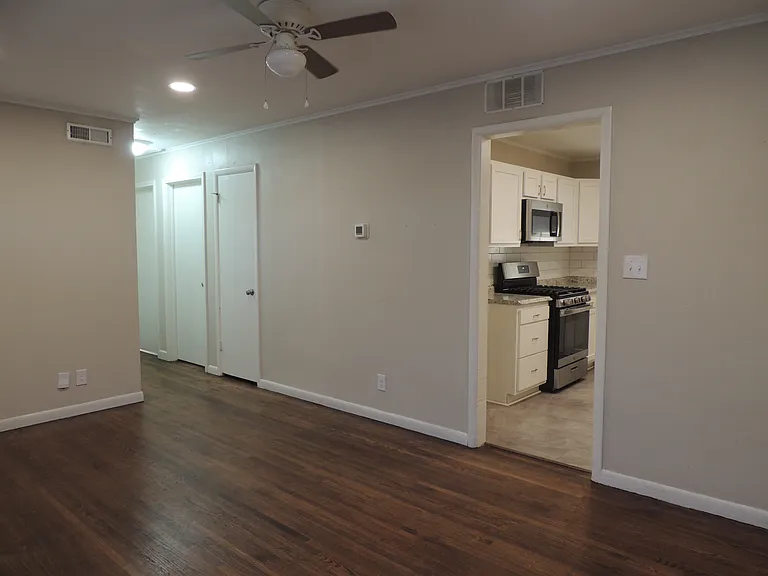 124 S 41st West Ave — Photo 6