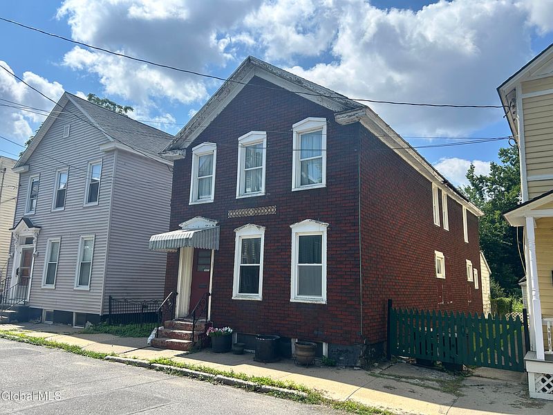 2nd image of 16 River Street