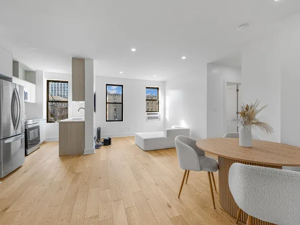 78 Thayer Street image 1 of 8