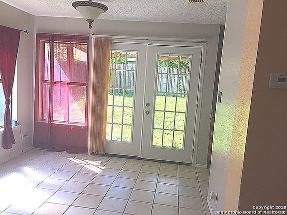 4th image of 4011 Sunrise Creek Dr