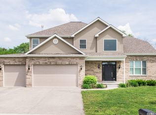 1308 Secretariat Dr, Genoa, IL 60135