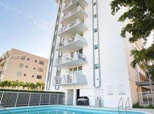 7133 Bay Dr APT 301, Miami Beach, FL 33141