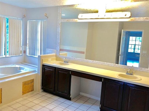 4th image of 14754 Burntwood Cir