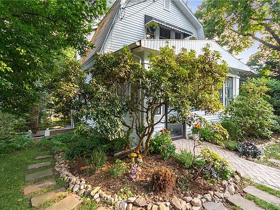 3rd image of 73 Sarles Ln