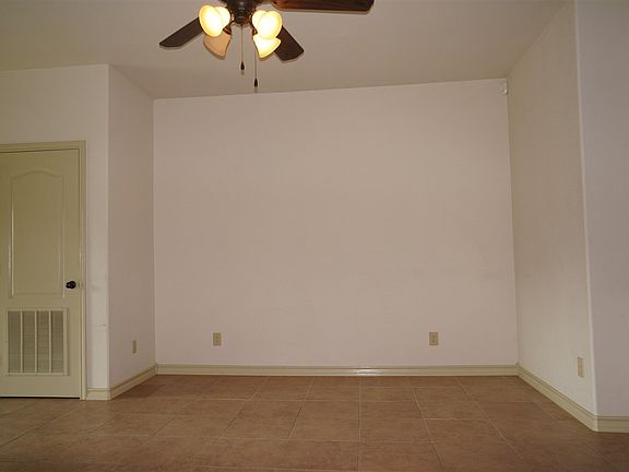 2nd image of 10706 International Blvd Unit 105