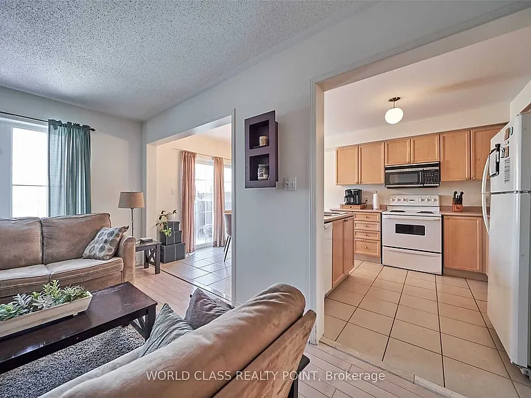 38 Tansley Cres — Photo 7