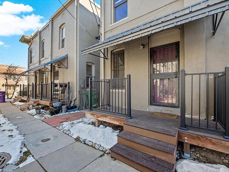 1367 N Marion St — Photo 35