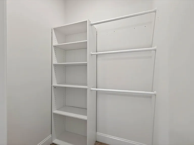 513 Herman Dr — Photo 30