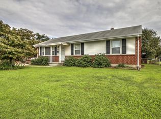 916 Fenwick Dr, Roanoke, VA 24012