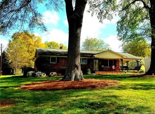 2405 Heavner Rd, Lincolnton, NC 28092