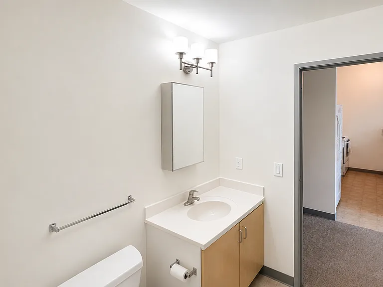 Park Terrace West Apartments — Photo 38
