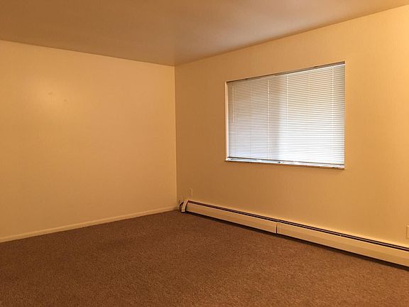 4th image of 308 N Columbian St APT 8