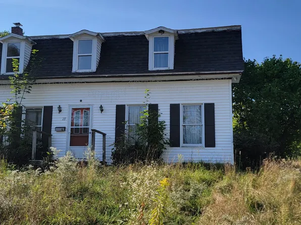 20 Chandler Street, Calais, ME 04619