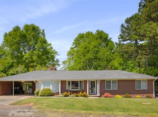 103 Jenkins St, Westminster, SC 29693