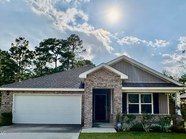 3609 N 7th St, Ocean Springs, MS 39564