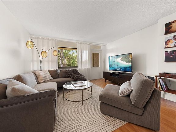 3rd image of 2614 COVE CAY DRIVE #409