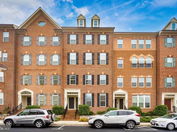 9541 Hyde Pl, Frederick, MD 21704