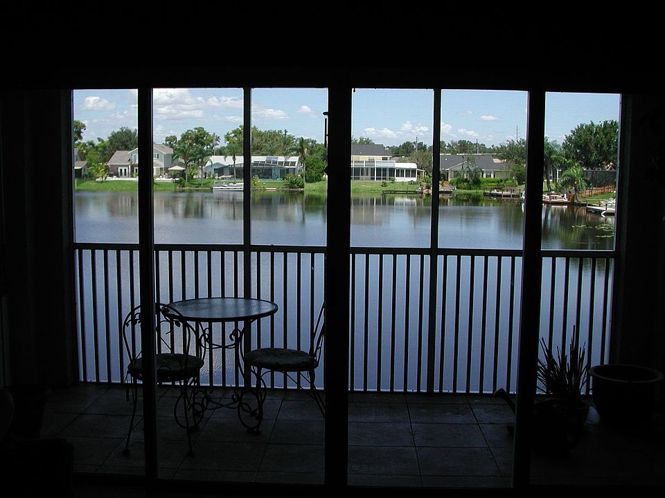 1st image of 2707 Emerald Lake Ct