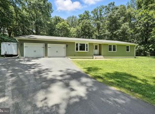 10282 Greystone Rd, Manassas, VA 20111