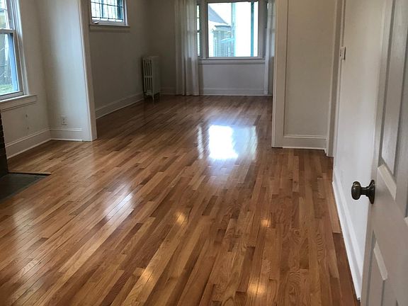 2nd image of 113 Norwood Ave