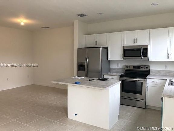 3rd image of 20964 NE 8th Ct #20964