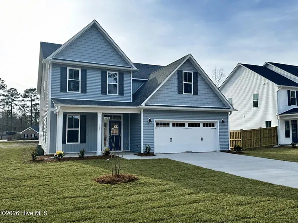 1067 Lexington Avenue NE, Leland, NC 28451