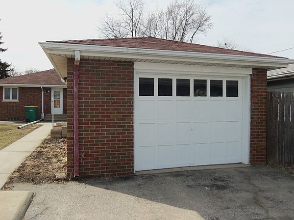 2nd image of 1206 Highland Ave